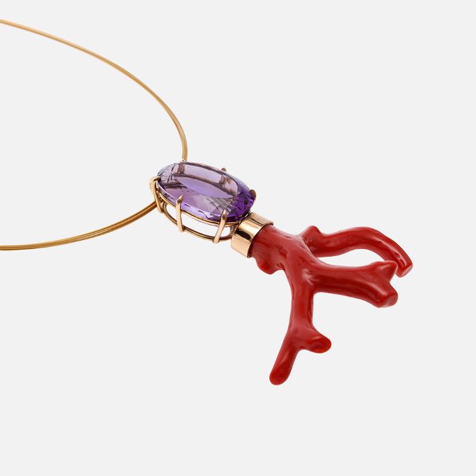 Amethyst & Astkoralle – Design-Anhänger in 18K Gold