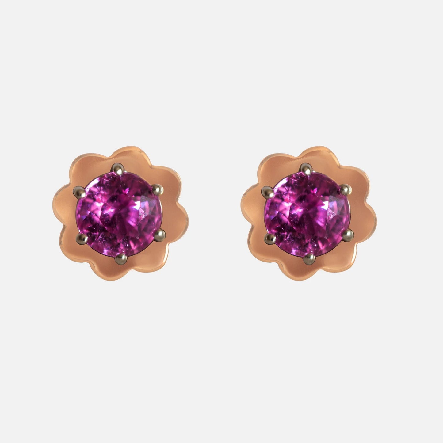 Ohrstecker mit pinken Saphiren – 18K Weißgold