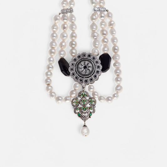 Barockperlen & Onyx – Statement-Kette mit Silber