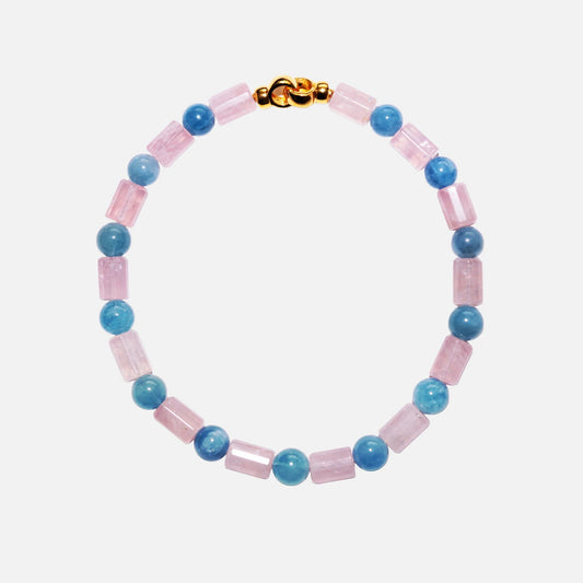 Kette aus Rosenquarz & Aquamarin mit vergoldetem Silberverschluss