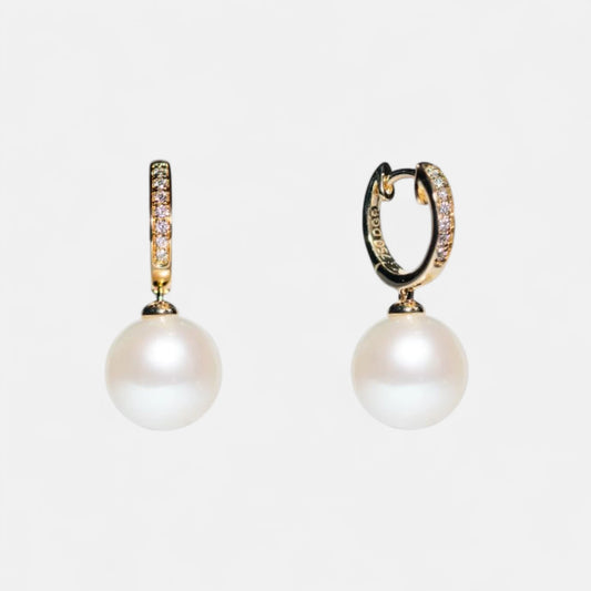 Design-Ohrringe mit Brillanten & Süßwasserperlen – 18K Gelbgold