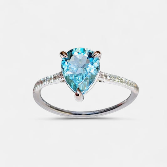Ring mit Aquamarin & Diamanten – 18K Weißgold