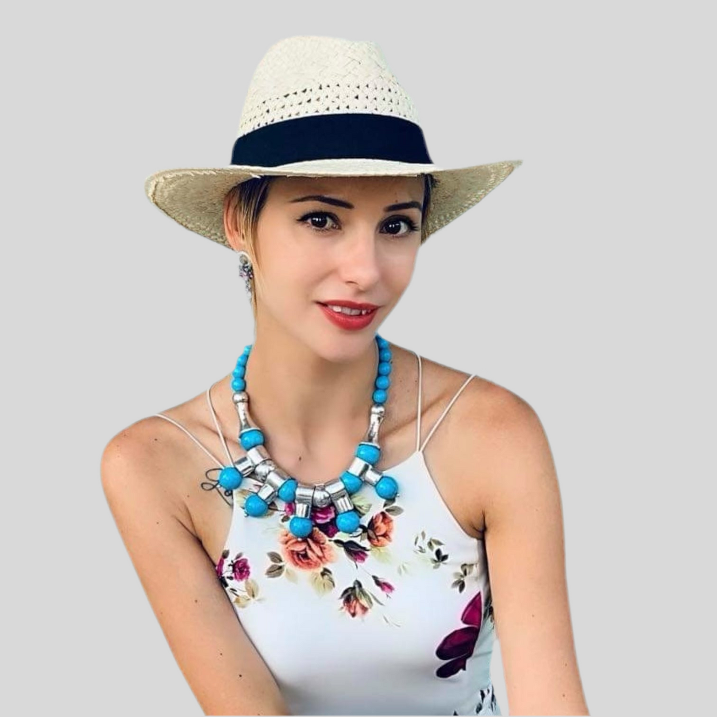 Design-Kette mit Türkis-Kugeln & silberfarbenen Metallelementen