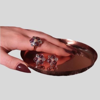 Blütenring mit Amethyst & Blautopas – 18K Gelbgold