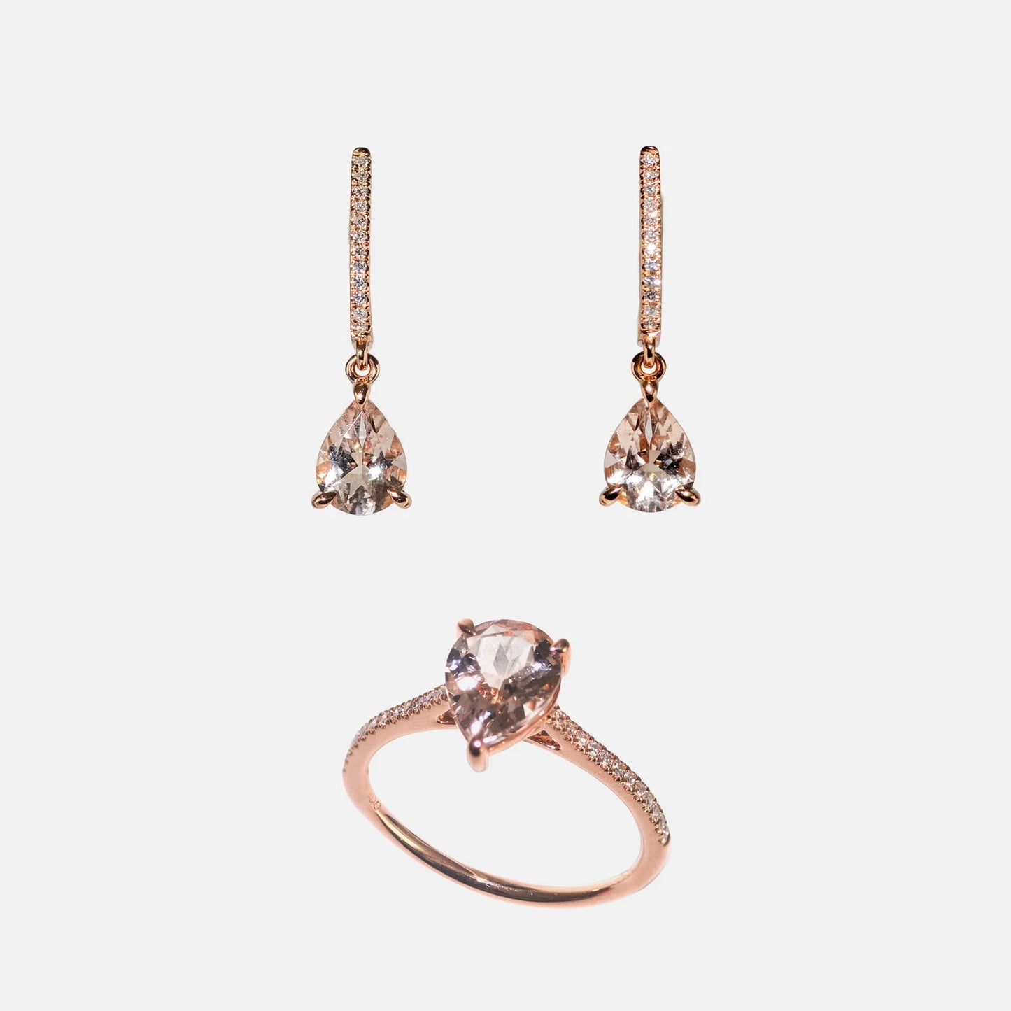 Set aus Ring & Ohrsteckern mit Morganit & Diamanten