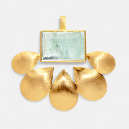 Aquamarin-Set aus 750er Gelbgold – Ohrringe & Anhänger