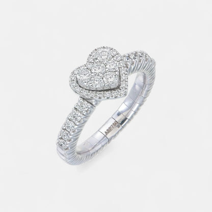 Weißgold-Ring mit Herz und Diamanten – Zeitlose Romantik