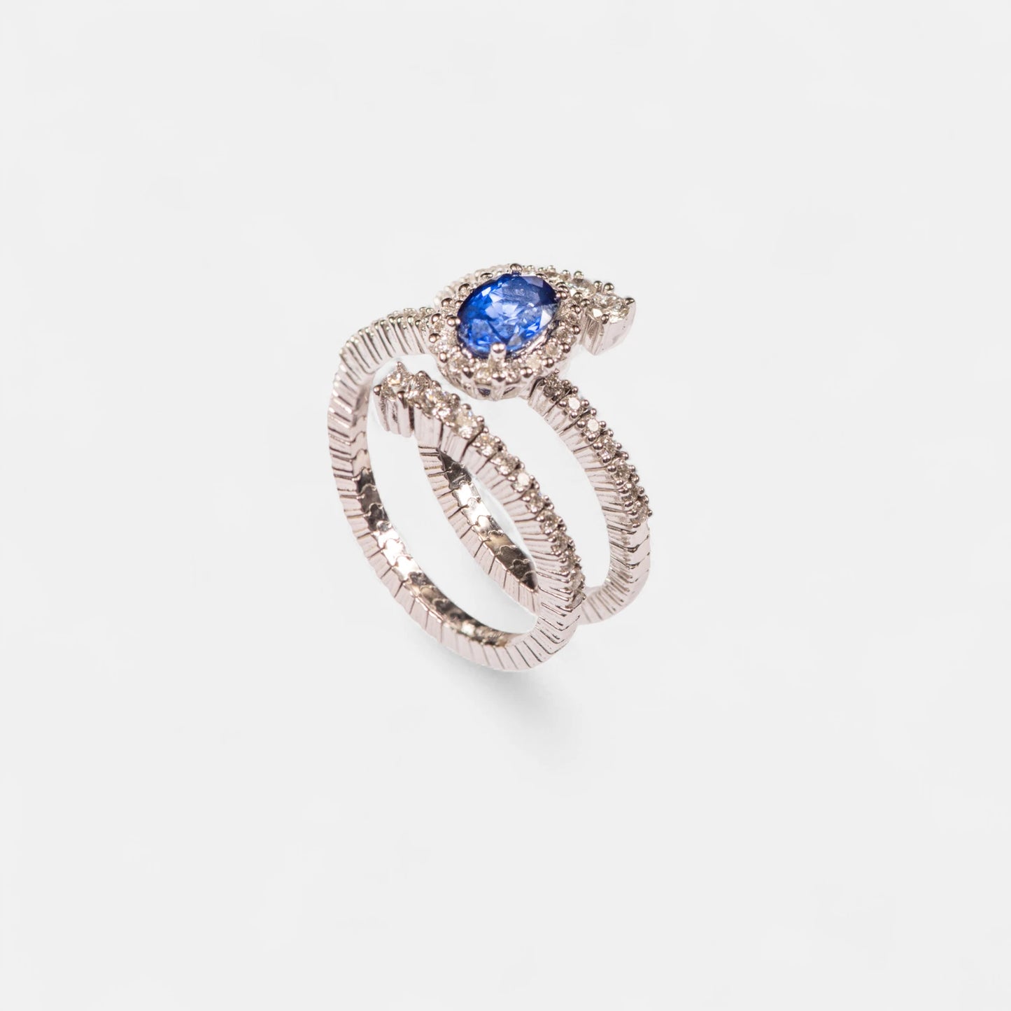 Design-Ring mit Saphir & Brillanten – 18K Weißgold