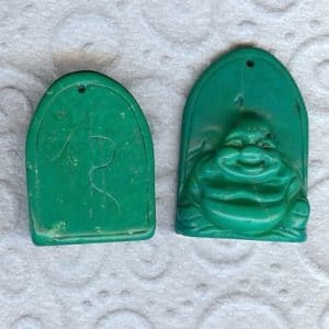 Magnesit Buddha Anhänger dunekl grün