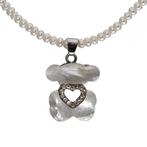 Fresh water pearls necklace with teddy pendant in white