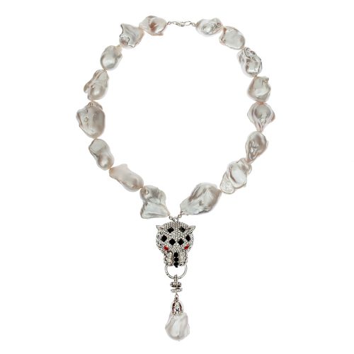 HONG BOCK-Design chain of freshwater pearl baroque with silver pendant