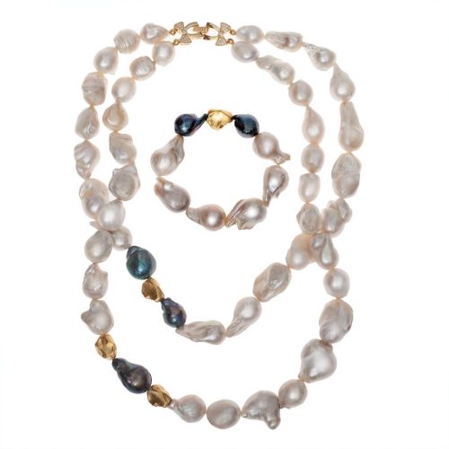 HONG BOCK-Design chain of 2 rows Süsserwasser baroque pearls in white and grey-gold