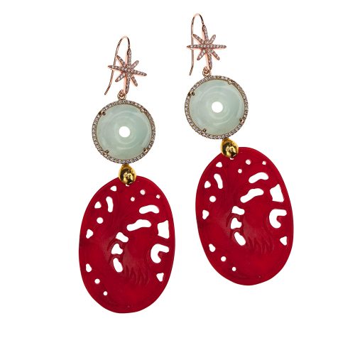 HONG BOCK-Design Ohrringe/ Rote geschnitzte Koralle und hell -grüne Jade+ Silbervergoldet Ohrhaken