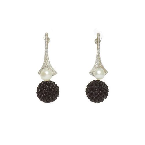HONG BOCK-Design earrings with black onyx in 18mm with 925 silver