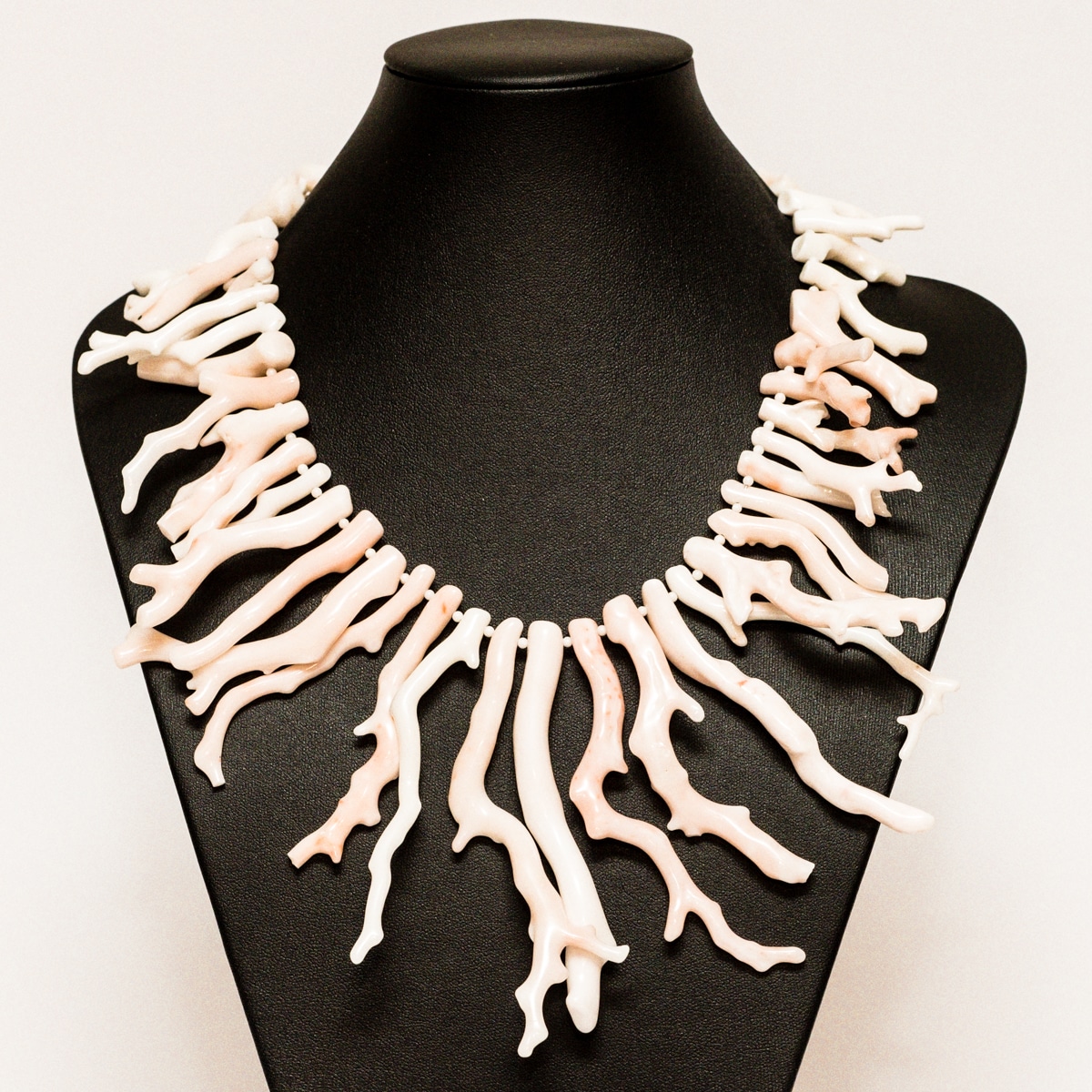 design necklace / natural coral branch pink-white  - HONG BOCK