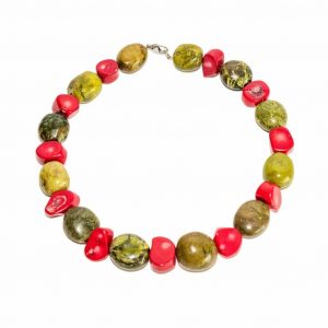HONG BOCK design necklace combines with howlite nugget and red coral / 45 cm long