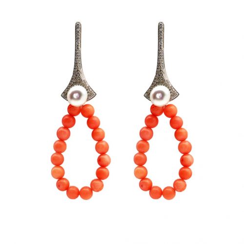 HONG BOCK design earrings made of silver and coral